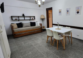 Depto de 2 ambientes zona Guemes (2)